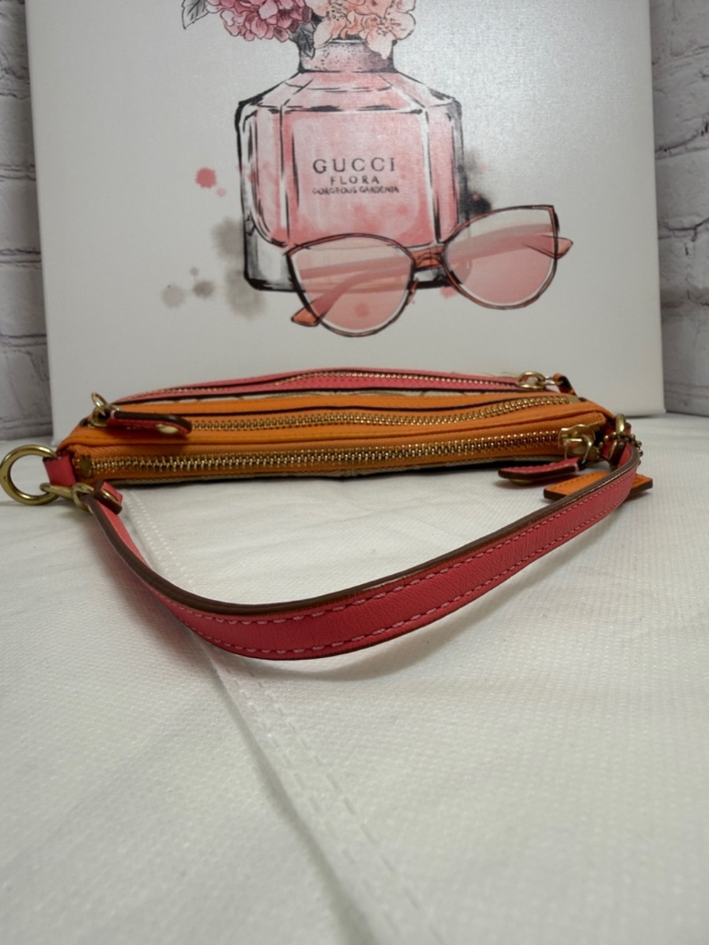 LOWSTARTCoach Small Shoulder Bag Wristlet Pink Orange Leather 3 Pockets ALMSTMNT - Picture 12 of 15